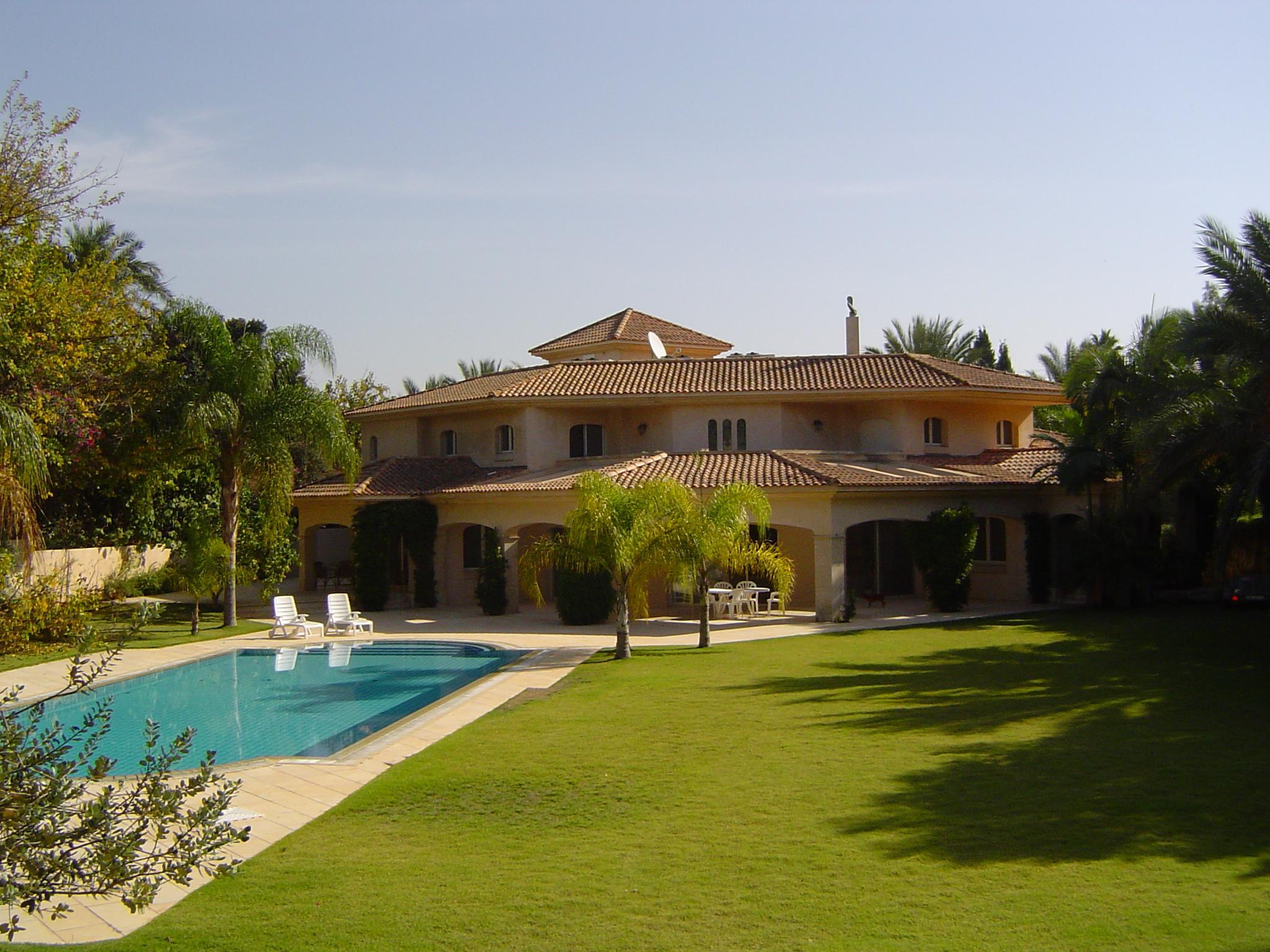 villa in herzlia