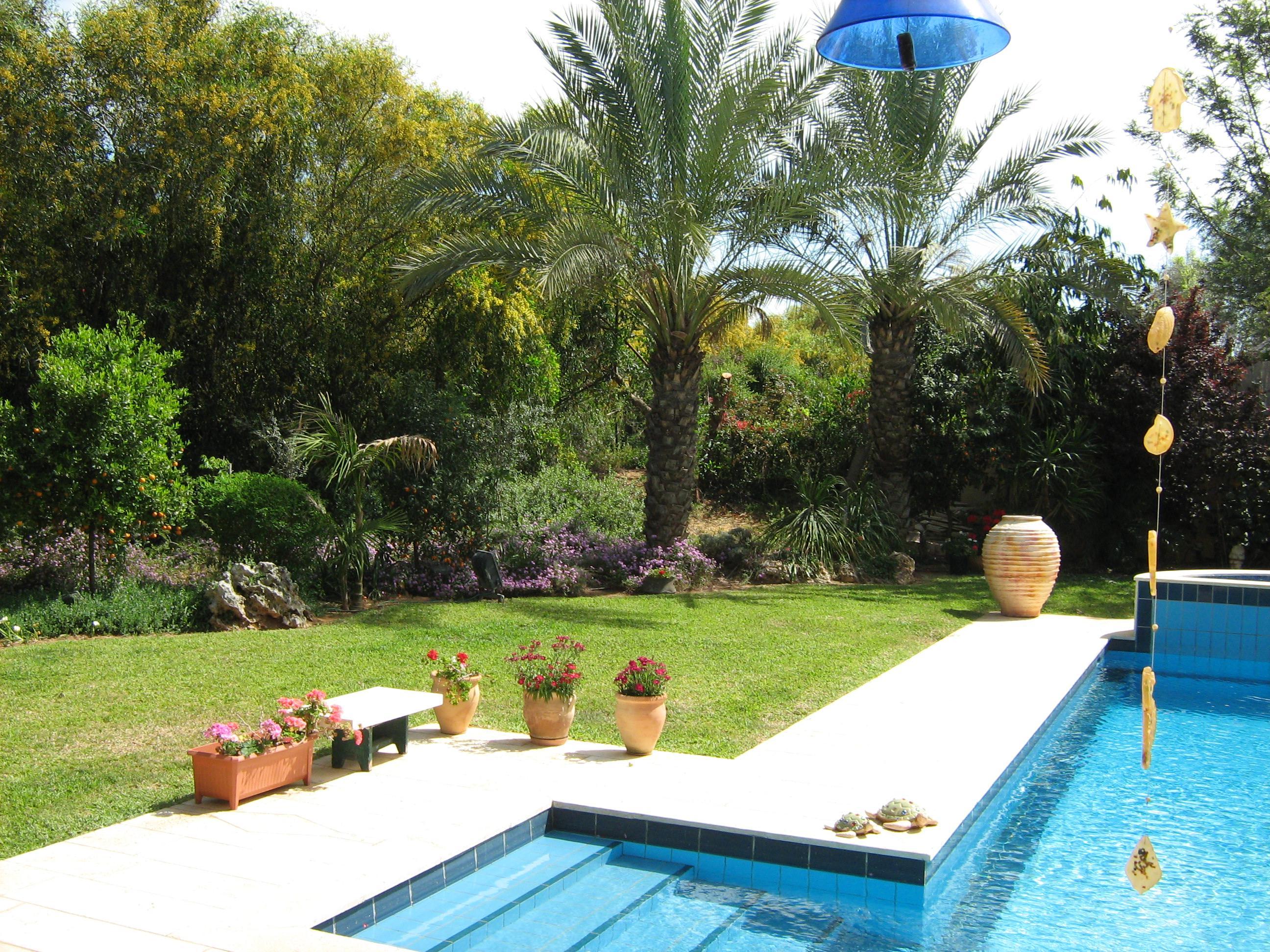 cottage in caesarea